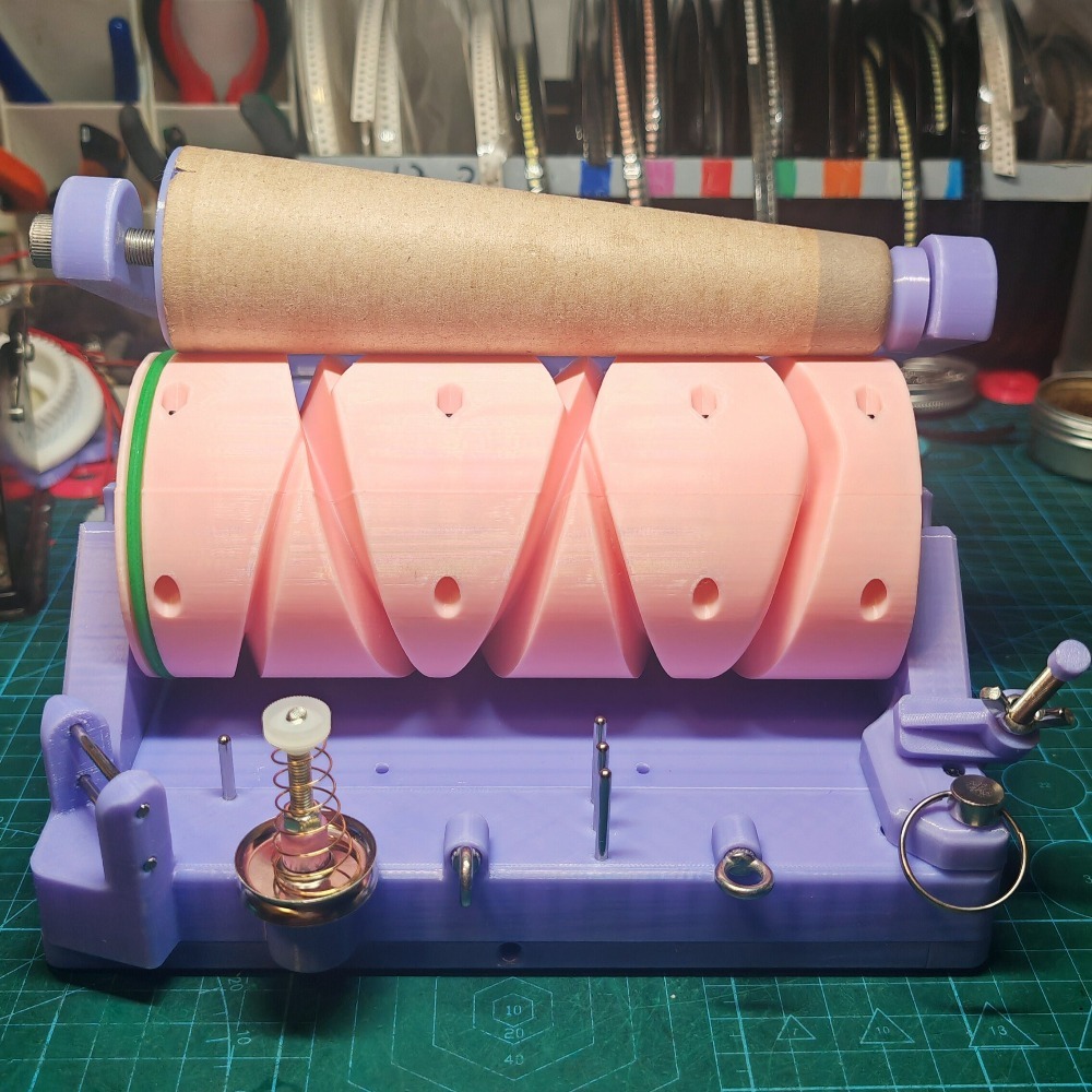 Sewing Knit - 자동 실 가이드 및 실 꼬기