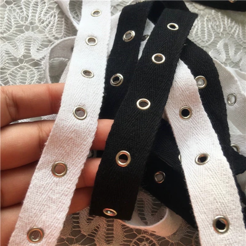 Sewing Eyelet Fabric - 아일렛 금속 단추가 있는 흑백 면