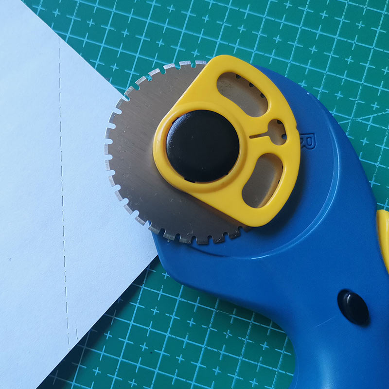 로터리 커터 패치 워크 Leathercraft 롤러 도 - Textile Sewing Kit 리뷰 및 가격